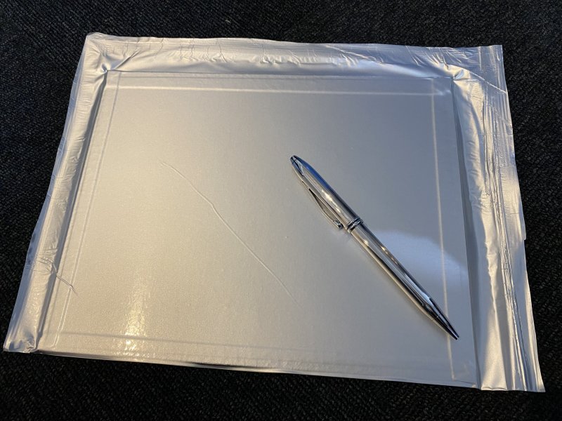 原子核乾板 ラミネートパックされた状態